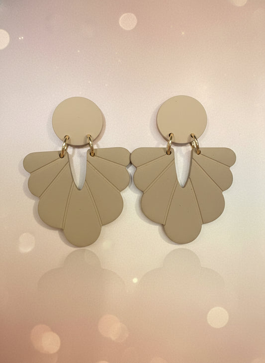 fan earrings